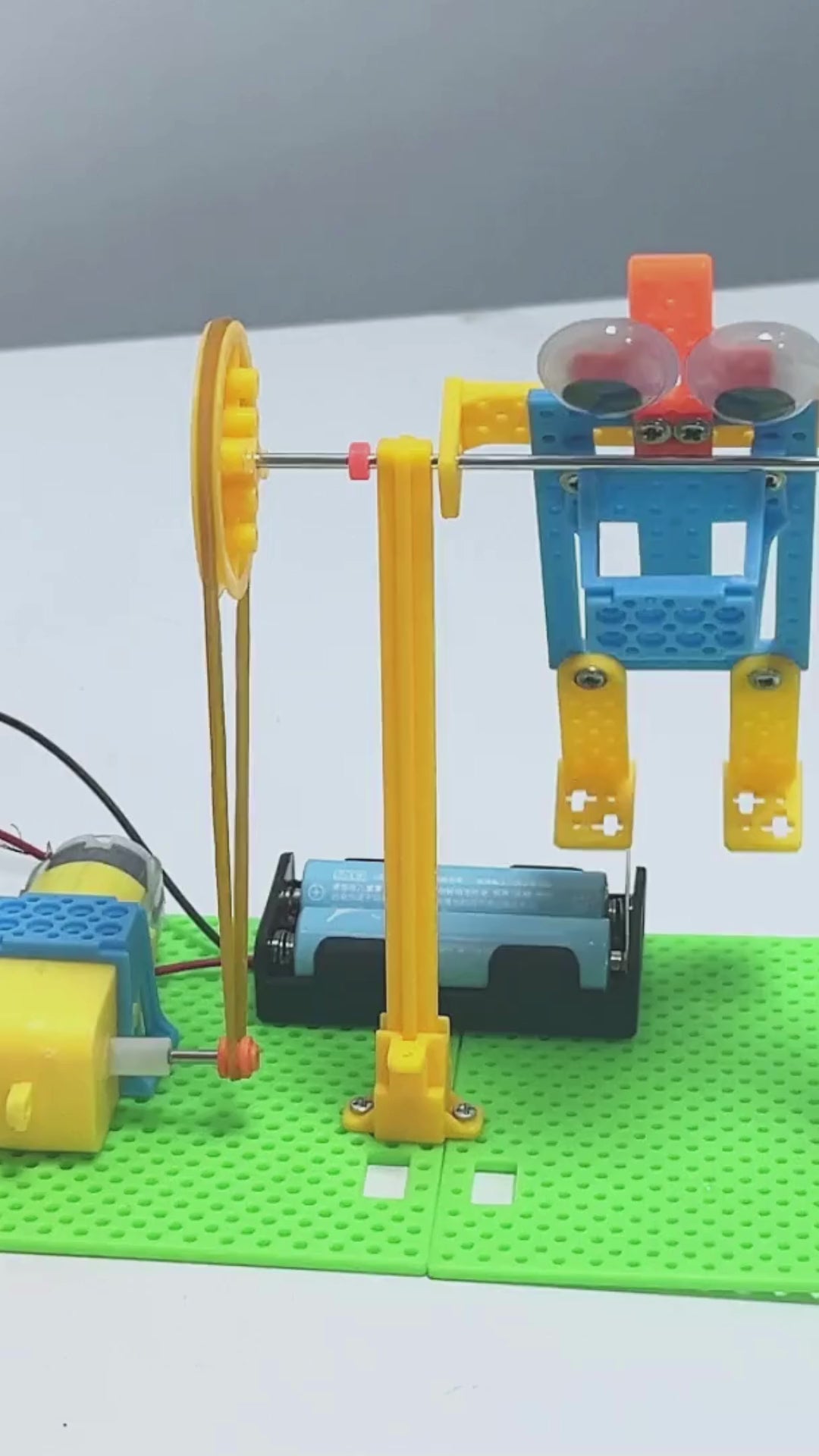 STEM Robot Building Kit, Build, Play &amp; Learn